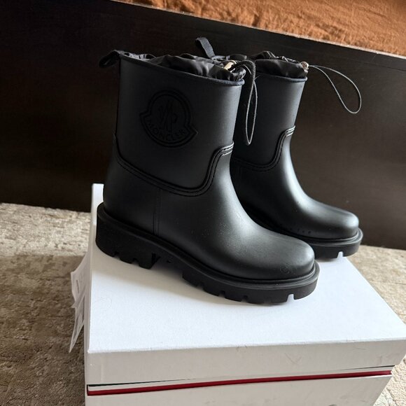NWT/NIB Black Moncler Kickstream Low Rain Boots - size 8/38 - Picture 2 of 9